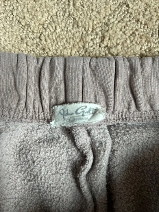 Brandy Melville Sweatpants - Picture 3 of 3